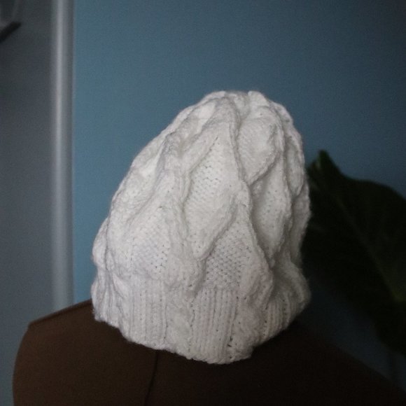 White Winter Hat - Picture 1 of 4